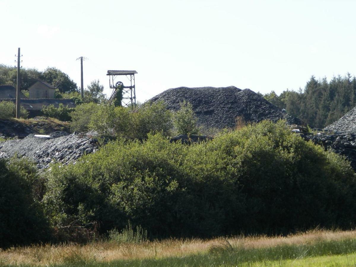 Vallée des Ardoisières Mael-Carhaix Esterno foto